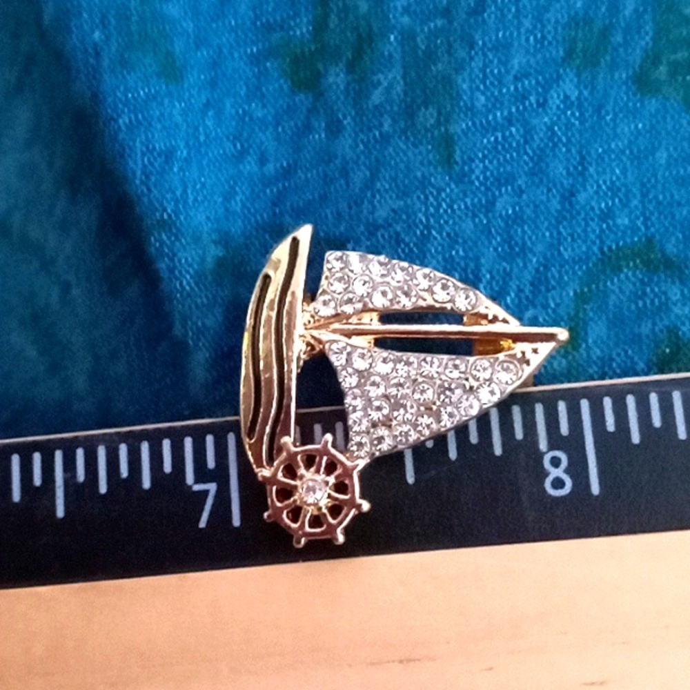 SAILBOAT BROOCH - Picture 5 of 5